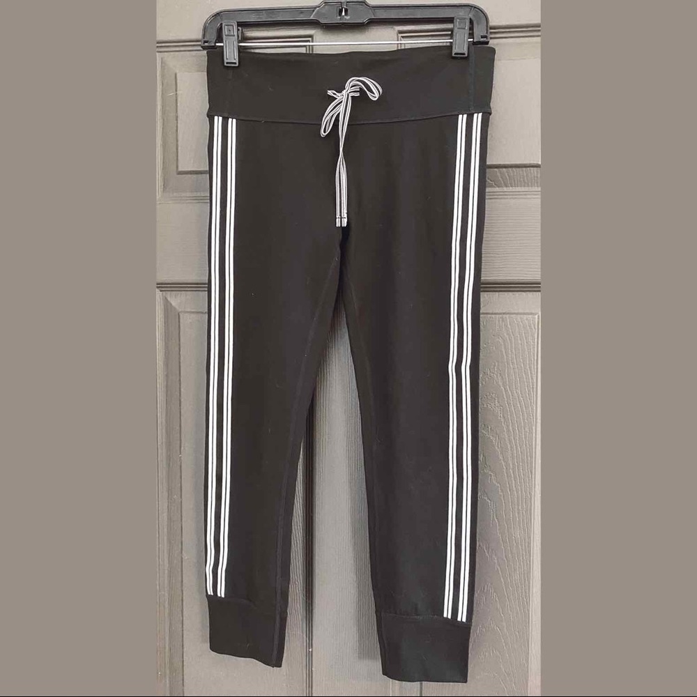 GapFit Drawstring Leggings